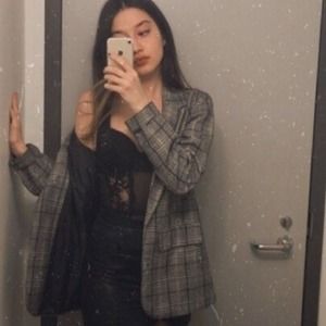 Meet your Posher, Tina